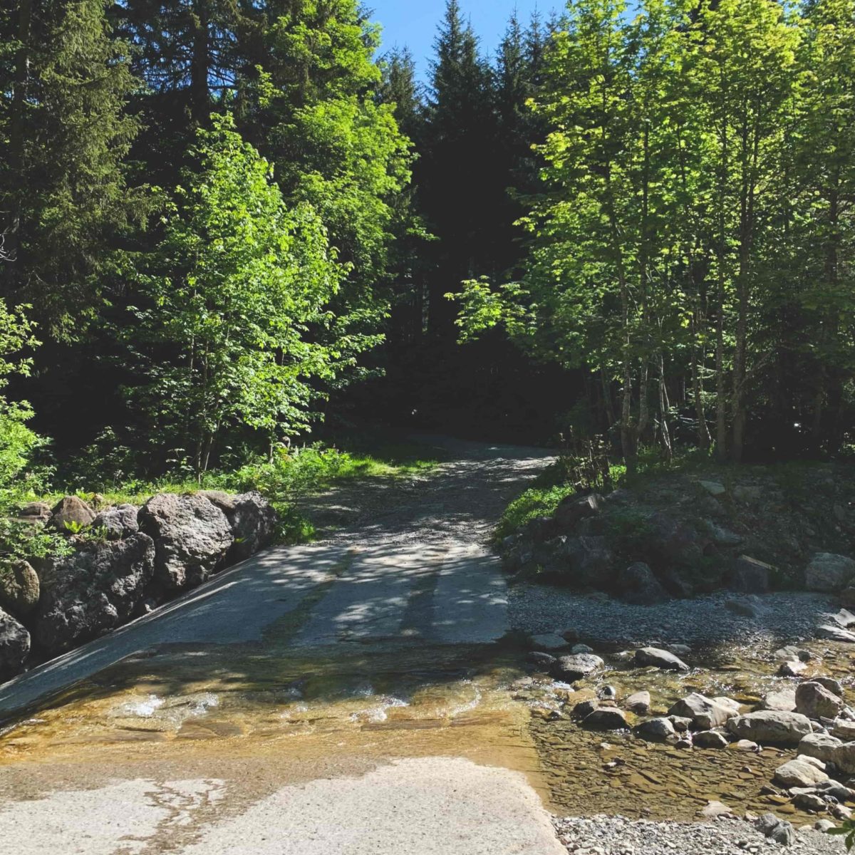 Entre Léman et Gruyère à vélo de route