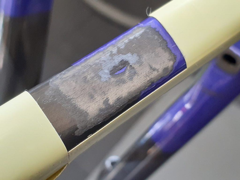 Comment réparer un cadre en carbone? Cycliste.ch Le site des Cyclistes Romands