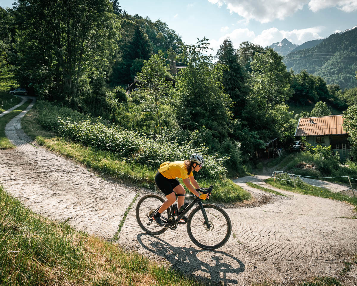 230608 AV gravel plaine montagne-09399