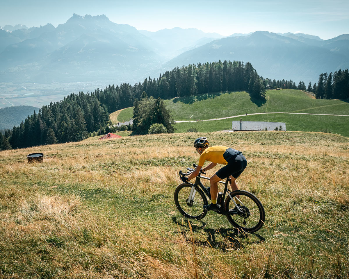 230905 AV gravel Leysin M-07705